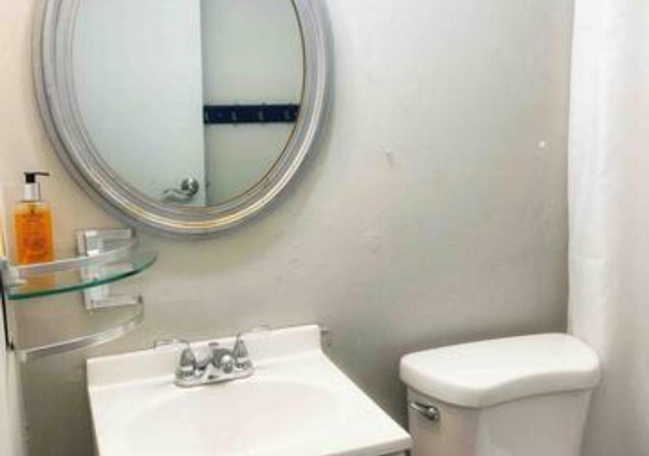 Airport Xpress Guestrooms フィラデルフィア エクステリア 写真